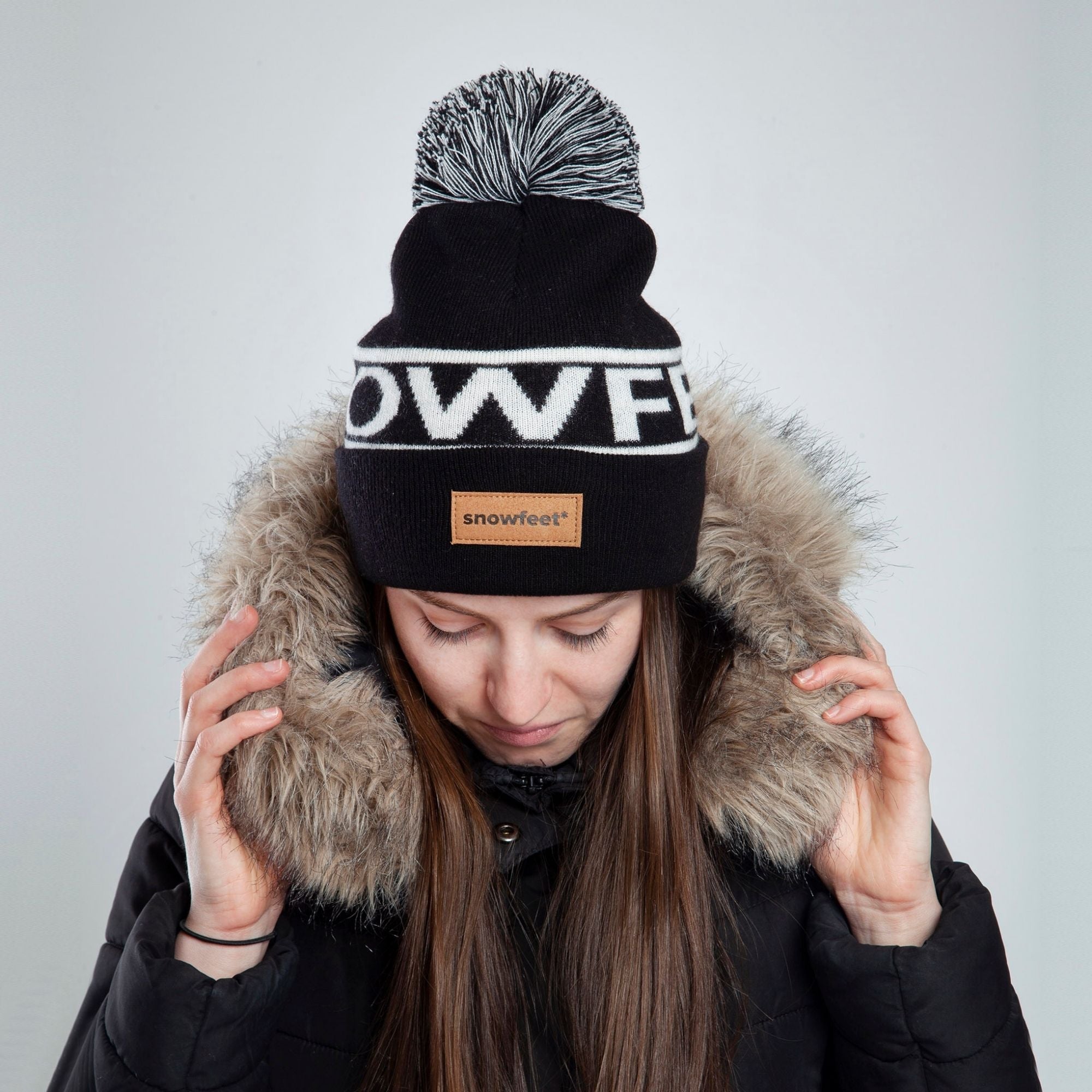 Snowfeet Logo Winter Knit Hat | Beanie Black